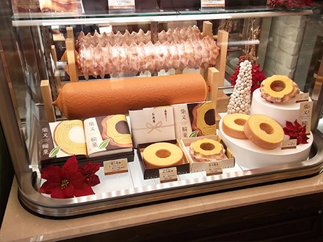 お菓子屋 ビスキュイ オリジナル高機能ケーキケース 冷蔵ショーケースのダイヤ冷ケース