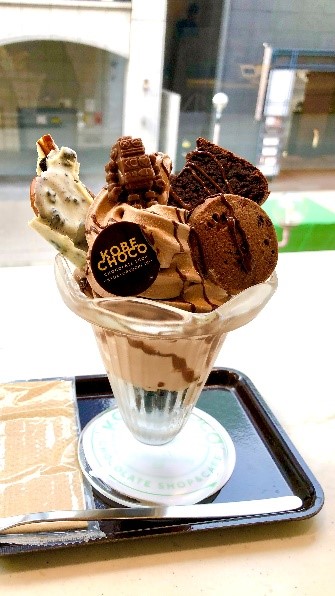 チョコ